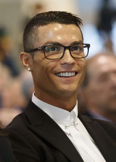 cristiano ronaldo wearing glasses.